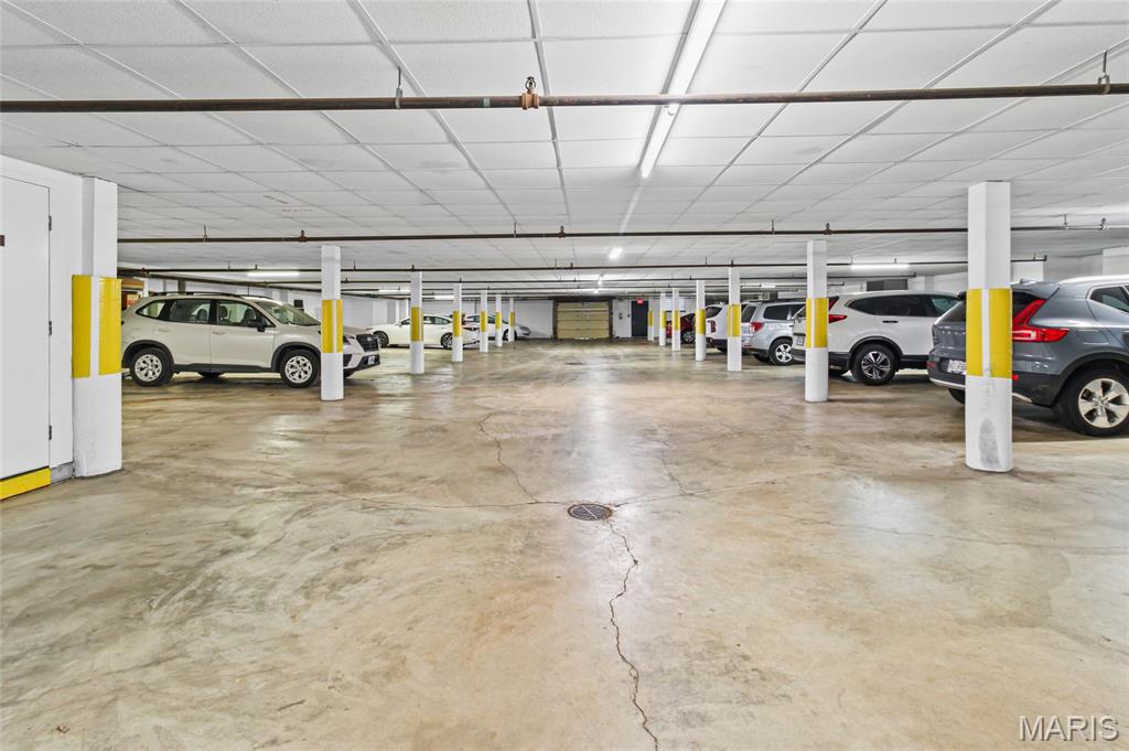 200 Ambridge Court, Unit 306 Chesterfield, MO 63017 - Photo 48 of 54