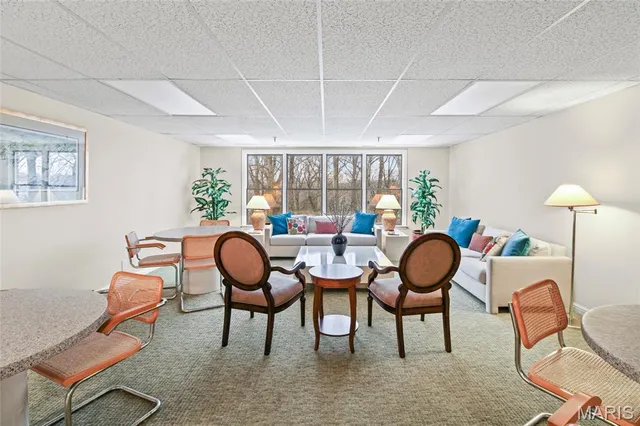 $399,900 | 200 Ambridge Court, Unit 306, Chesterfield, MO 63017