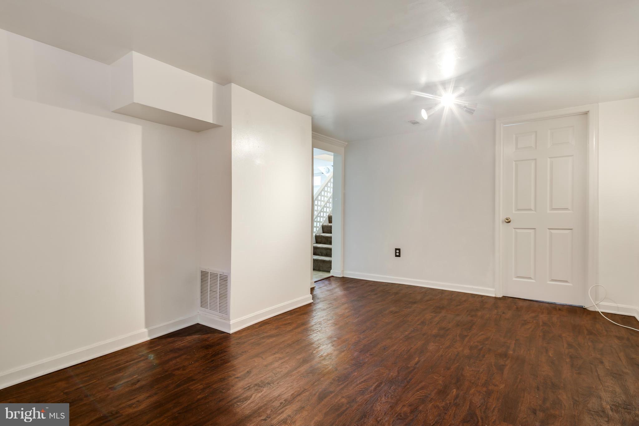 12234 Veirs Mill Road Silver Spring, MD 20906 - Photo 21 of 28 Family Room