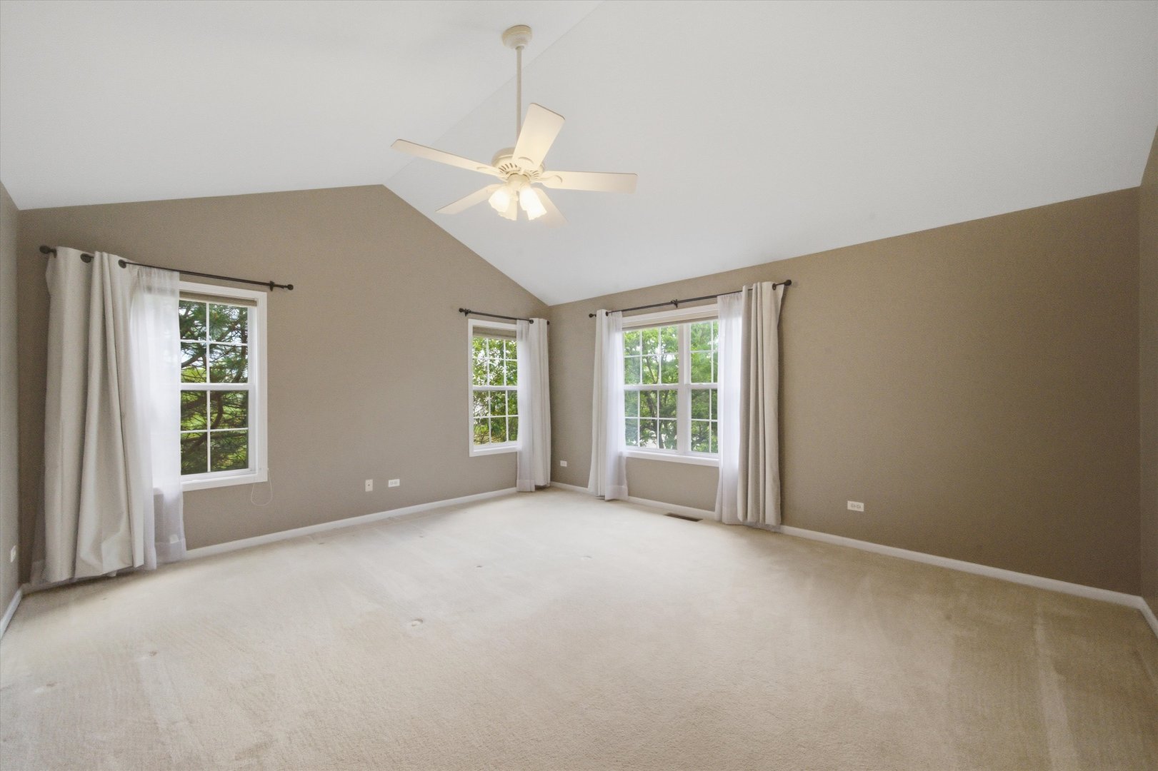 5451 McDonough Road Hoffman Estates, IL 60192 - Photo 25 of 48
