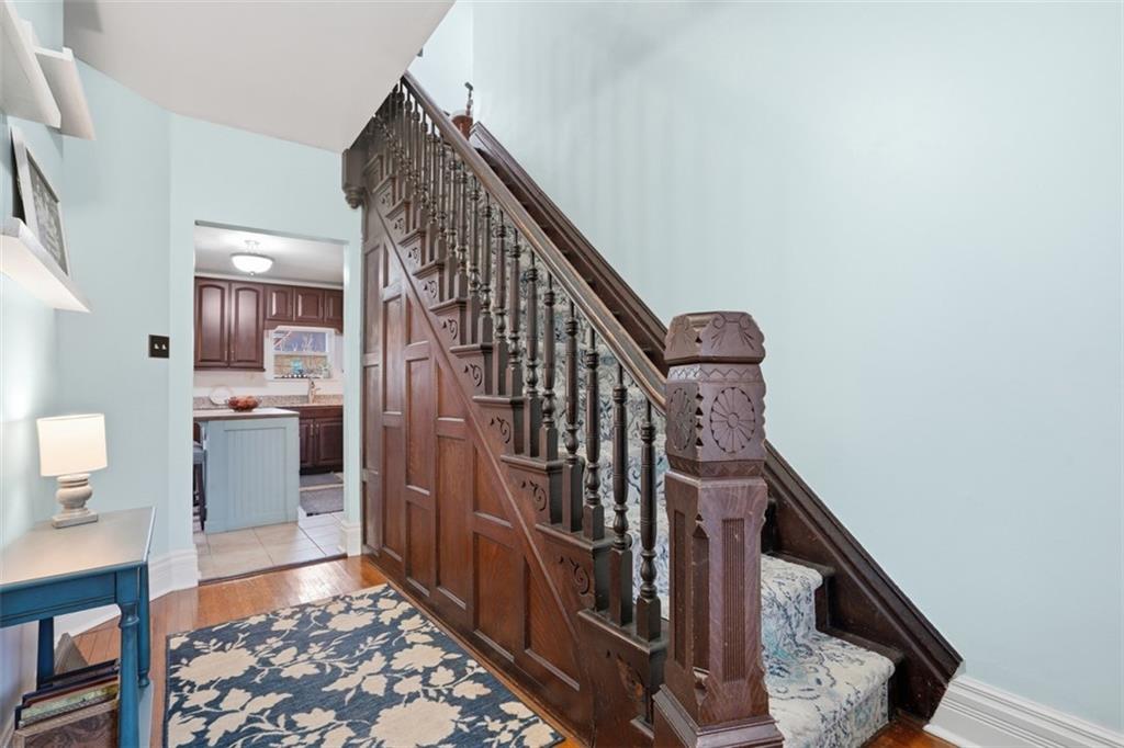 106 Haldane Street Pittsburgh, PA 15205 - Photo 4 of 49