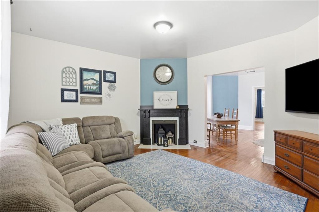 106 Haldane Street Pittsburgh, PA 15205 - Photo 7 of 49