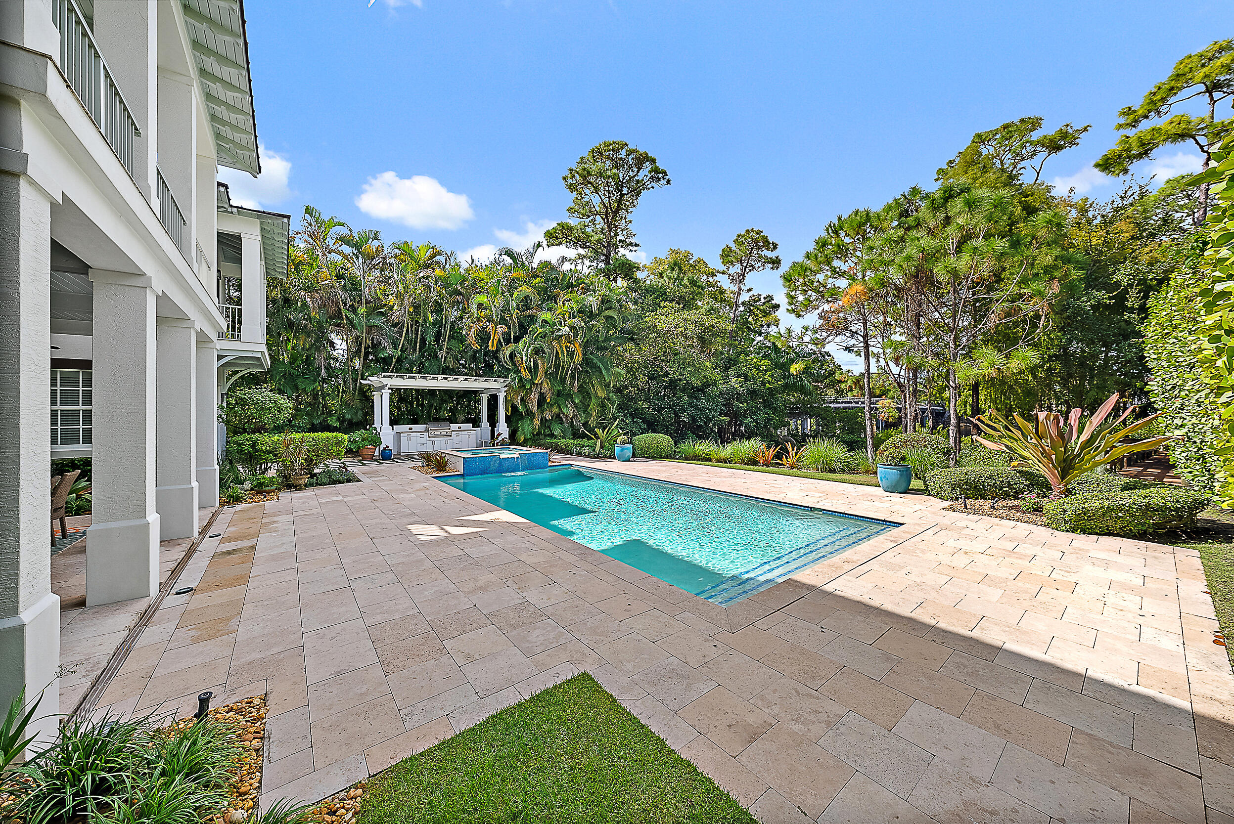 18706 Southeast St Augustine Way Jupiter, FL 33469 - Photo 14 of 74 18706 SE ST Augustine Way-2