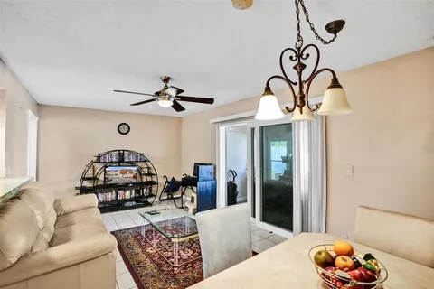 $329,999 | 8081 Northwest 11th Street, Unit E, Margate, FL 33063