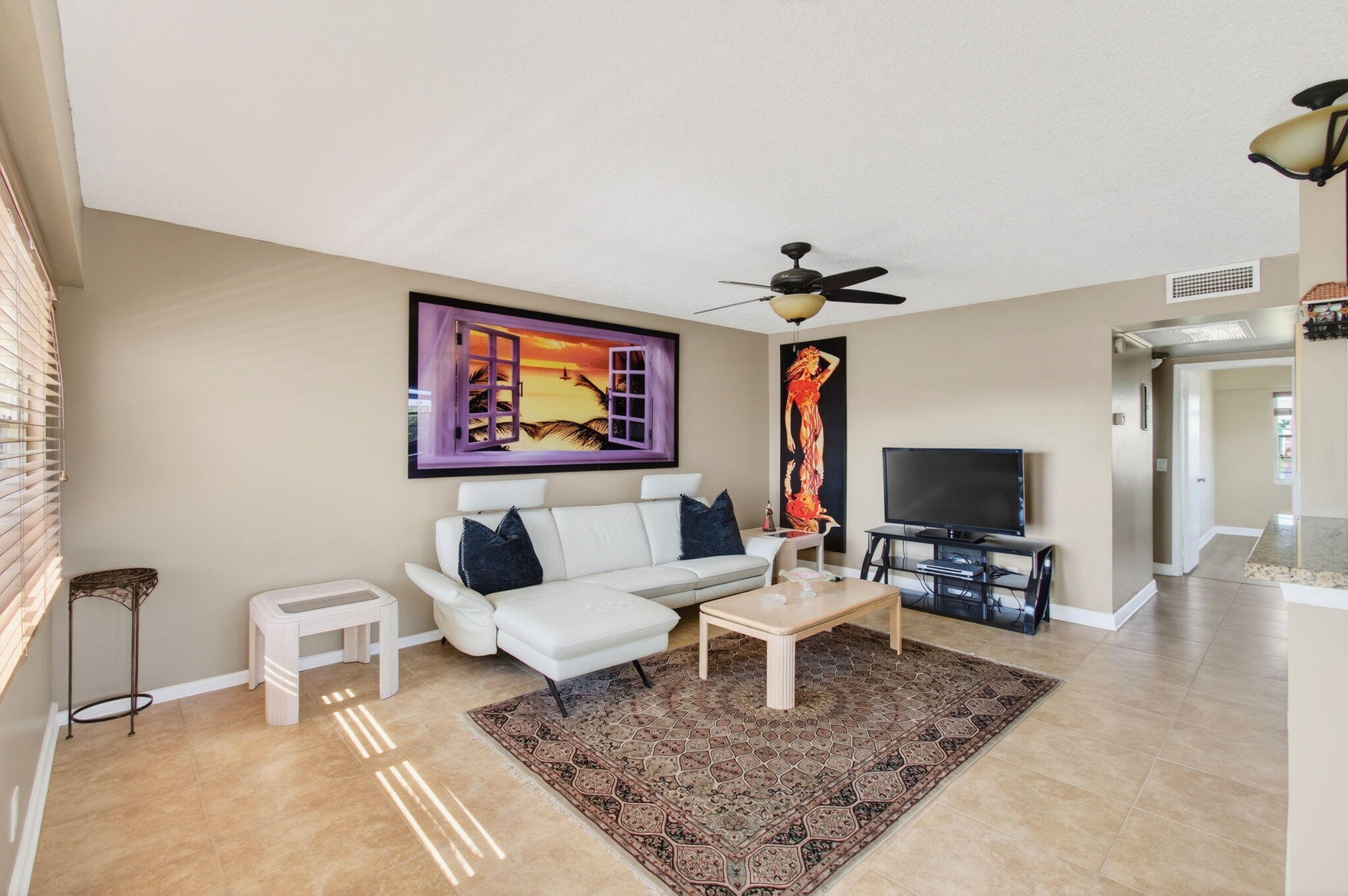33 Fanshaw A, Unit A Boca Raton, FL 33434 - Photo 12 of 108 Living Room