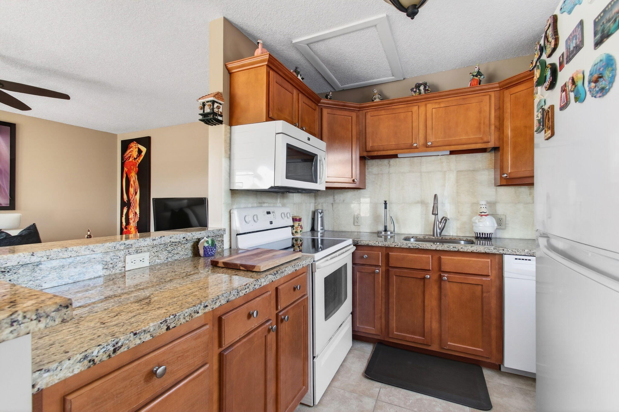 33 Fanshaw A, Unit A Boca Raton, FL 33434 - Photo 22 of 108 Kitchen