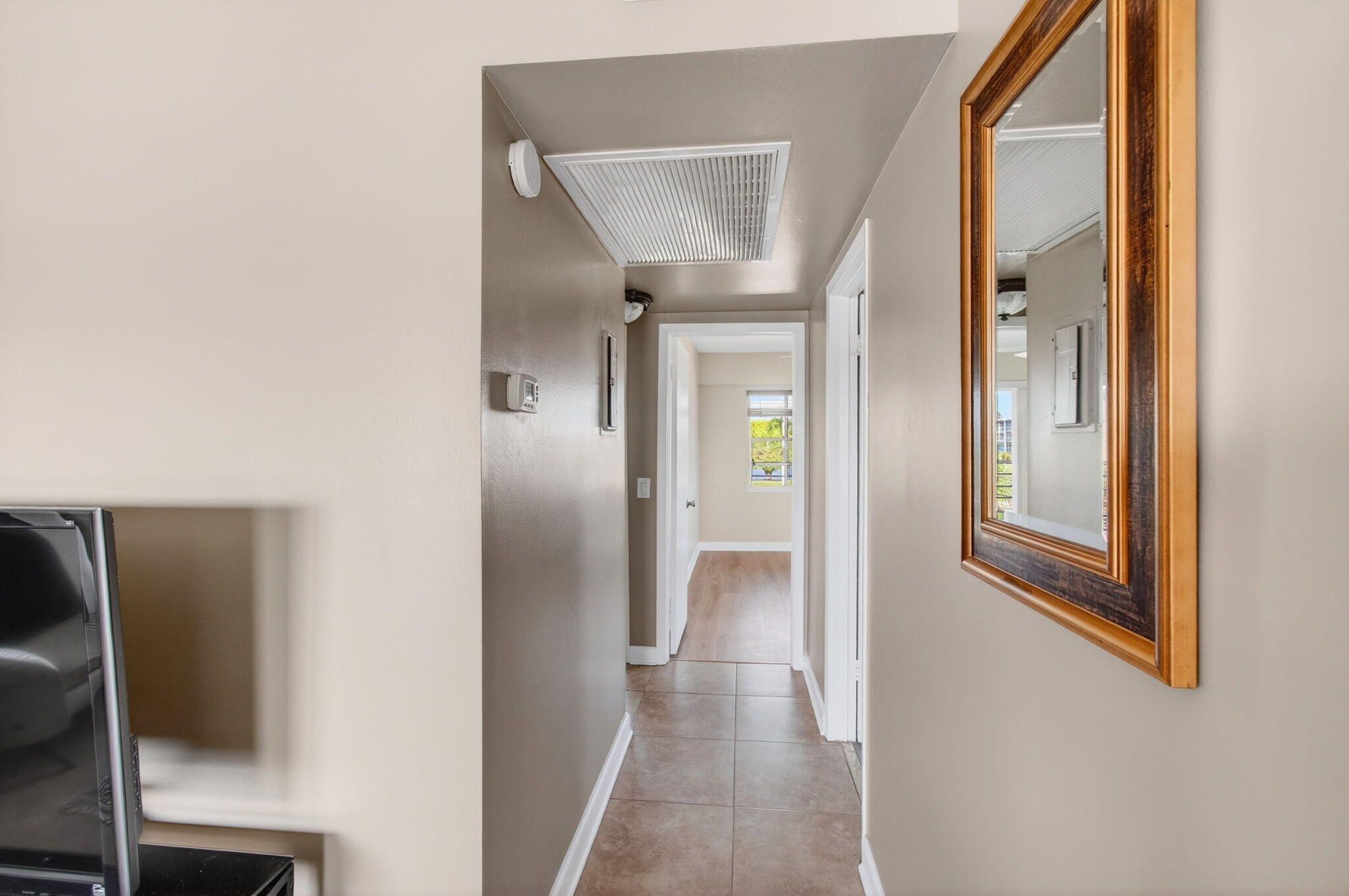 33 Fanshaw A, Unit A Boca Raton, FL 33434 - Photo 32 of 108 Hallway to Bedrooms