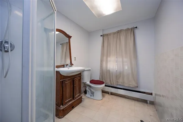 $200,000 | 1308 South Avenue, Niagara Falls, NY 14305