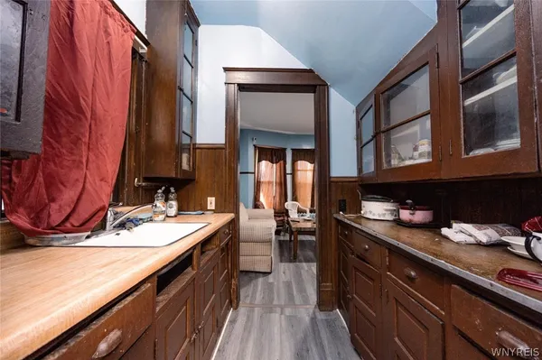 $200,000 | 1308 South Avenue, Niagara Falls, NY 14305