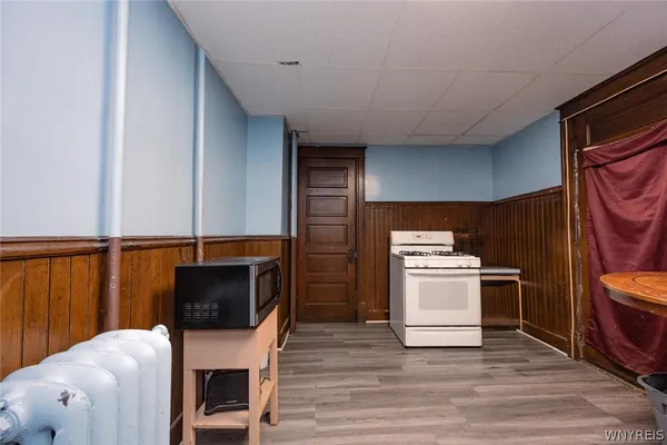 $200,000 | 1308 South Avenue, Niagara Falls, NY 14305