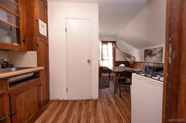 $200,000 | 1308 South Avenue, Niagara Falls, NY 14305