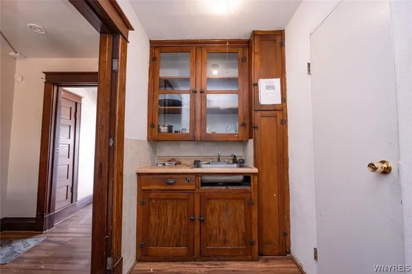 $200,000 | 1308 South Avenue, Niagara Falls, NY 14305