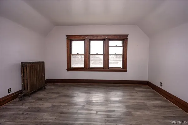 $200,000 | 1308 South Avenue, Niagara Falls, NY 14305