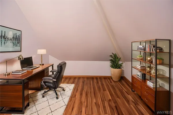 $200,000 | 1308 South Avenue, Niagara Falls, NY 14305