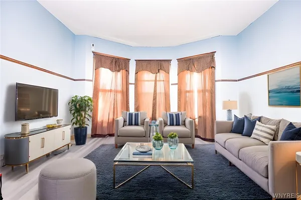 $200,000 | 1308 South Avenue, Niagara Falls, NY 14305