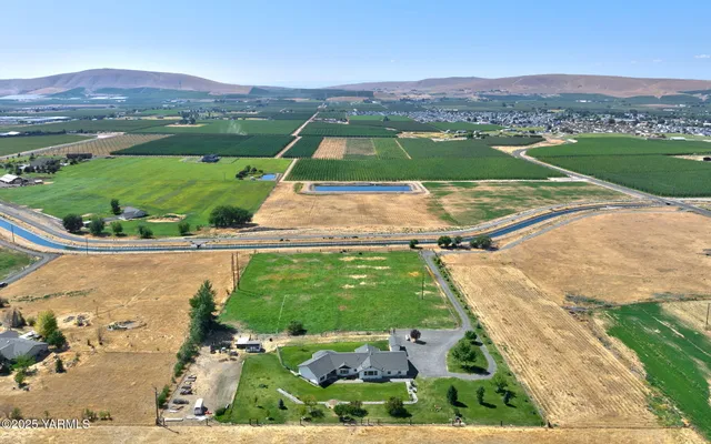 an aerial view of a house