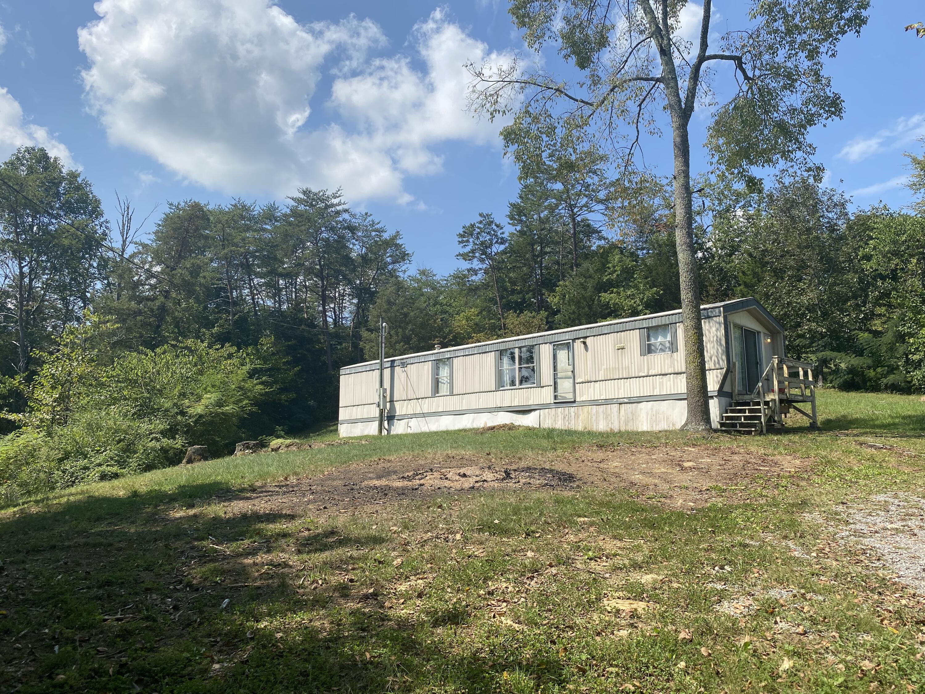 520 Whites School Road Sevierville, TN 37876 - Photo 17 of 33 520 Whites School Rd