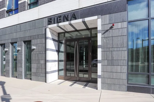 a view of entryway front of house