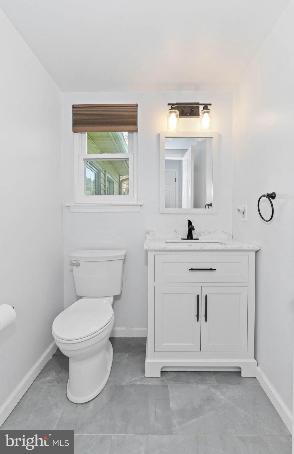 3 Round Tree Circle Hockessin, DE 19707 - Photo 13 of 28