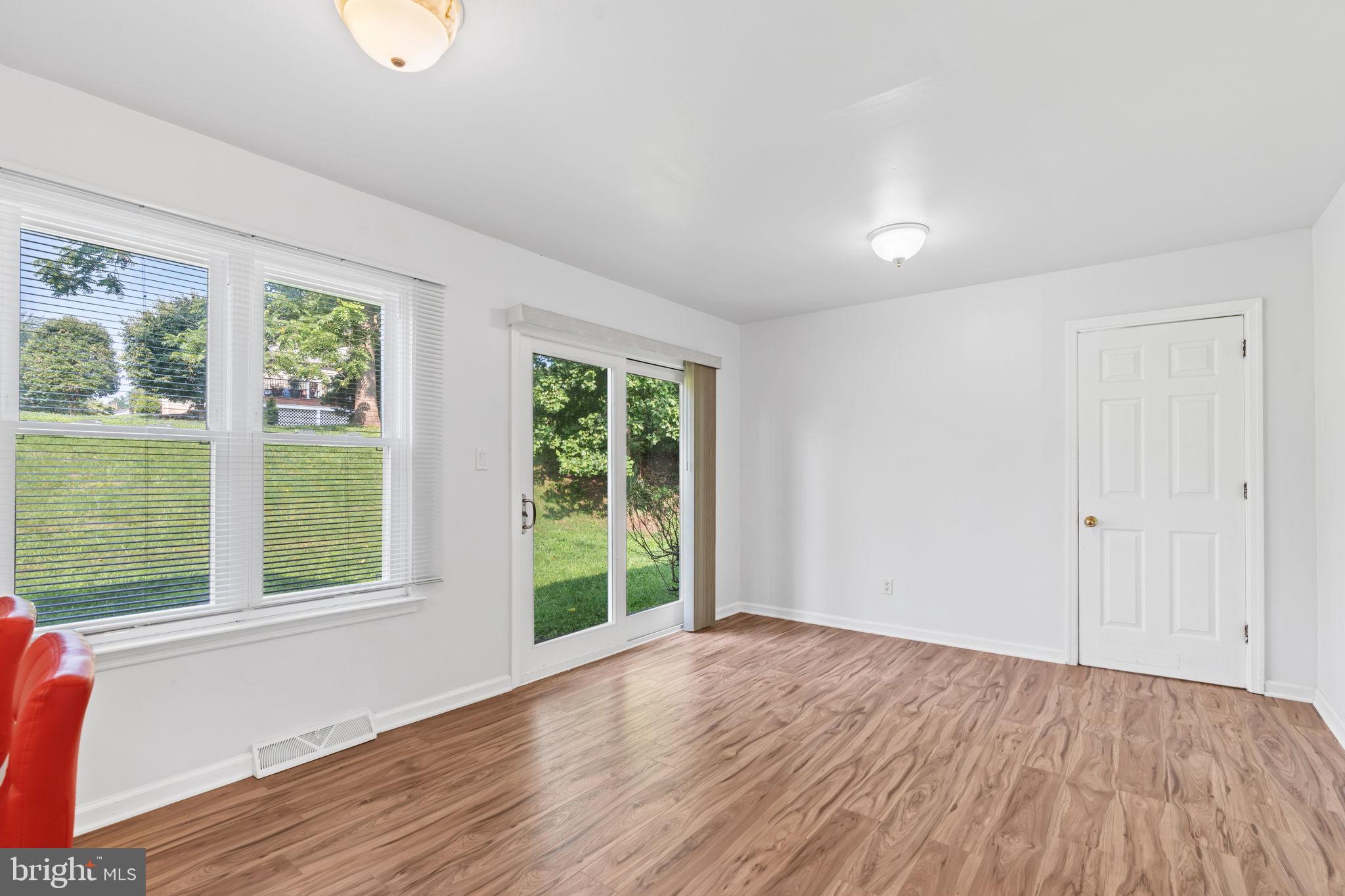 3 Round Tree Circle Hockessin, DE 19707 - Photo 9 of 28