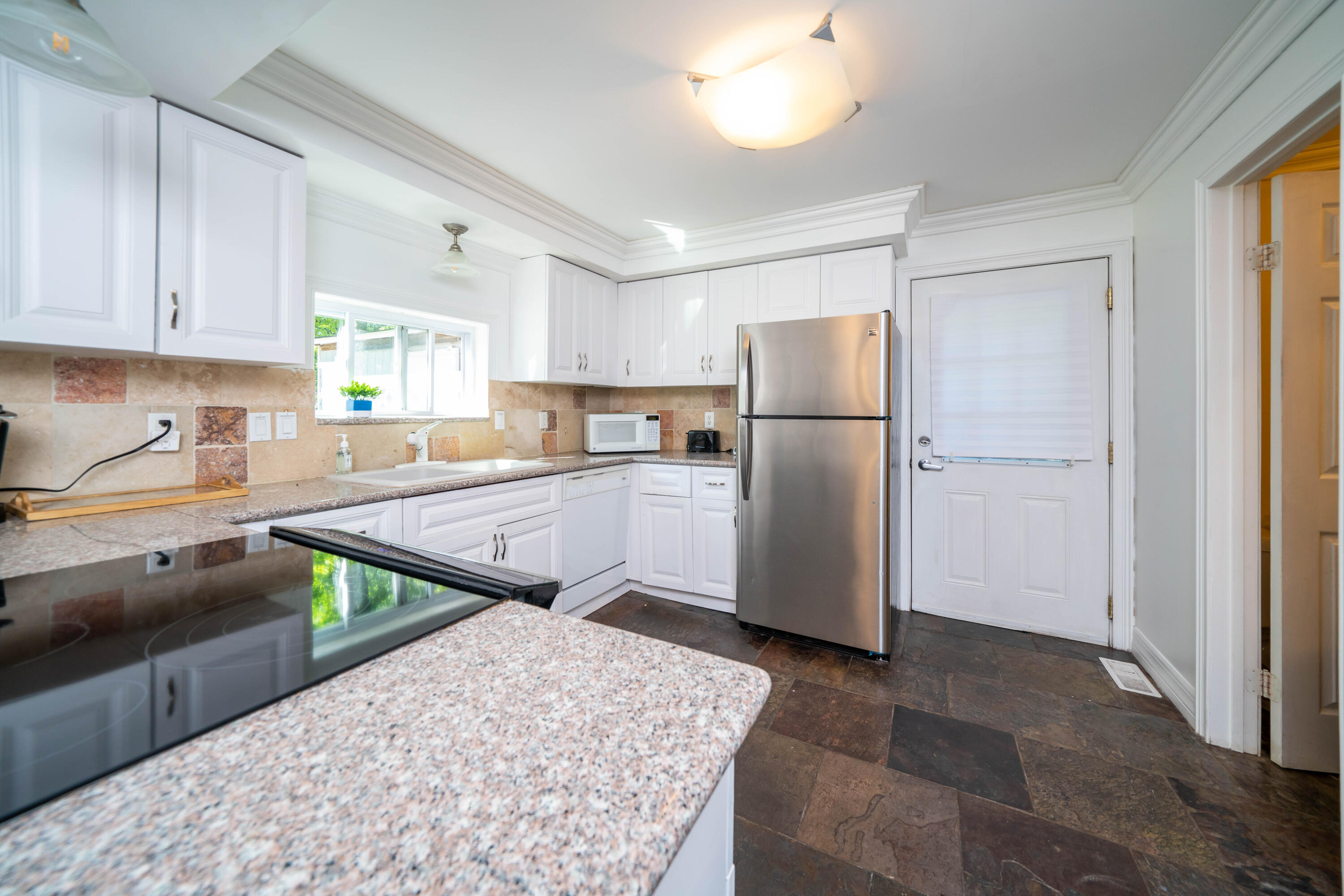 3027 West Bundy Road Coloma, MI 49038 - Photo 5 of 27 3037_W_Bundy_Road_09