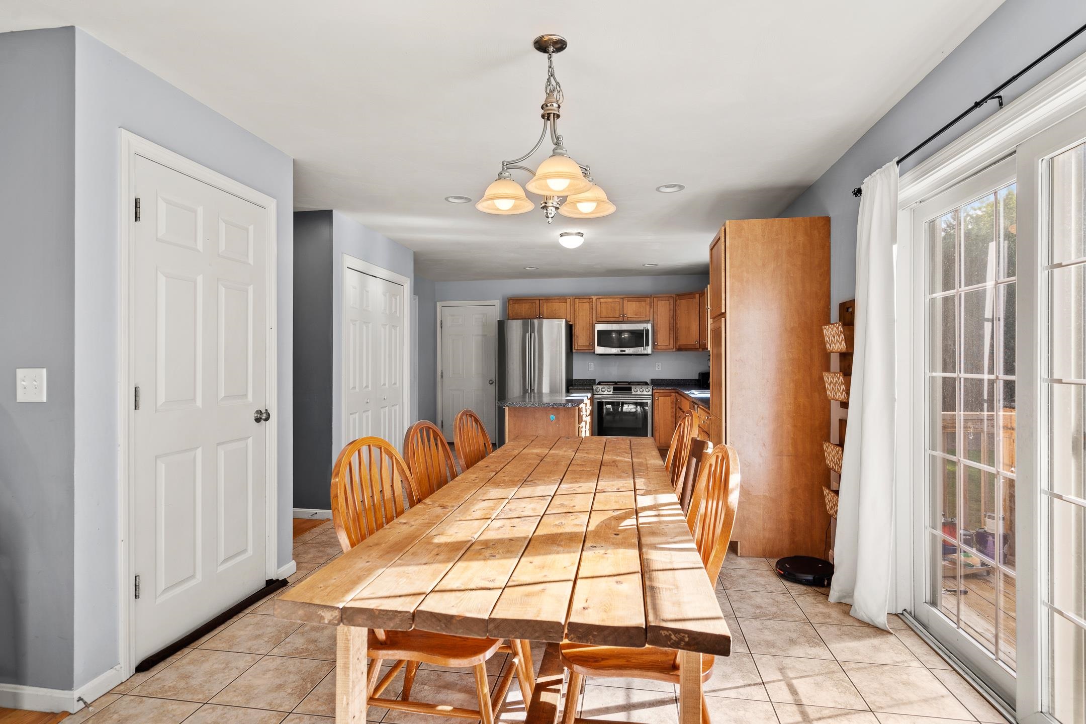 8 Berlang Road Londonderry, NH 03053 - Photo 11 of 39 Gallery Image 11