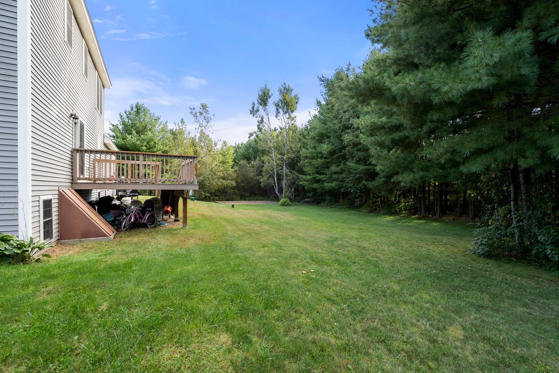 8 Berlang Road Londonderry, NH 03053 - Photo 35 of 39 Gallery Image 35