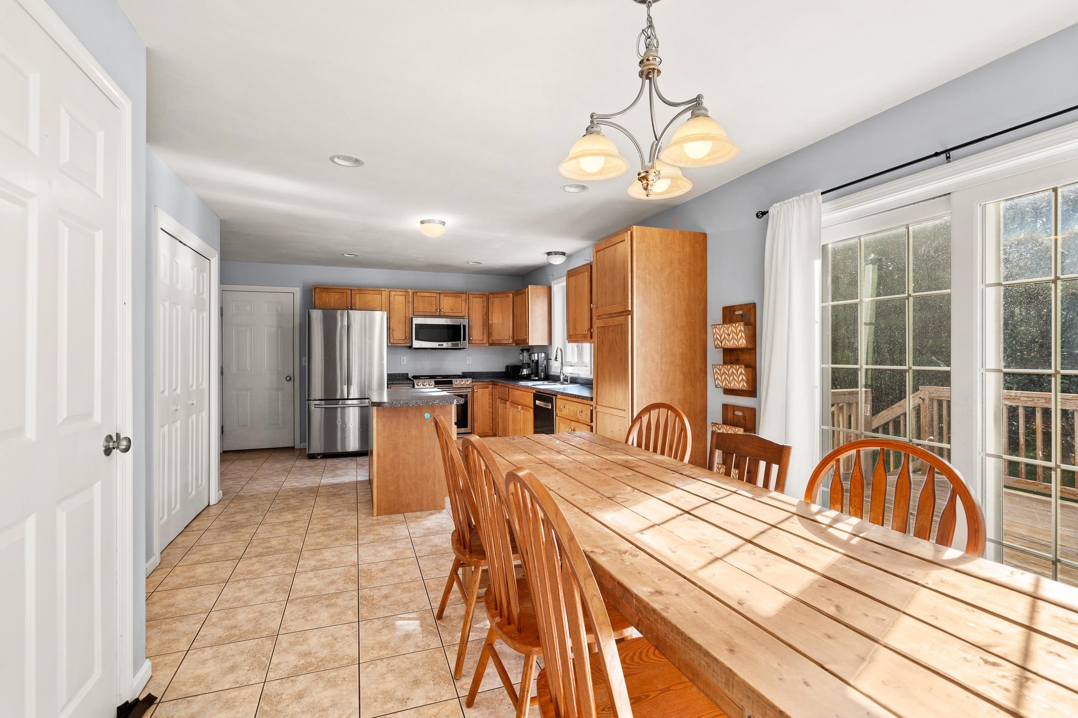 8 Berlang Road Londonderry, NH 03053 - Photo 10 of 39 Gallery Image 10