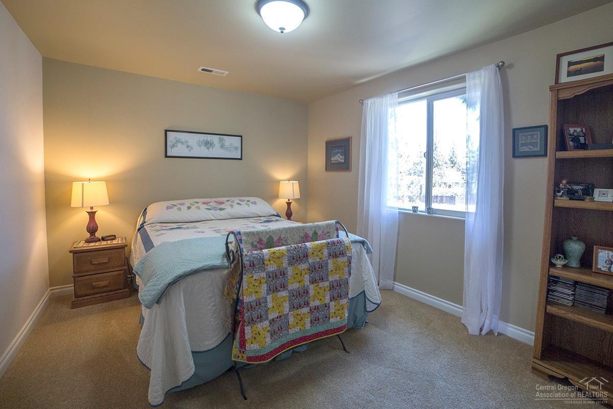 19533 Fishhawk Loop Bend, OR 97702 - Photo 13 of 18 Additional Photo