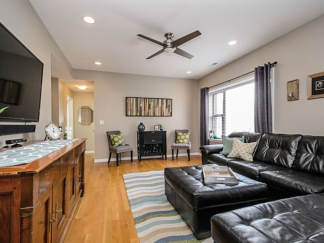 3056 West Addison Street, Unit 2 Chicago, IL 60618 - Photo 5 of 24