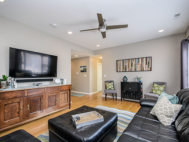 3056 West Addison Street, Unit 2 Chicago, IL 60618 - Photo 6 of 24