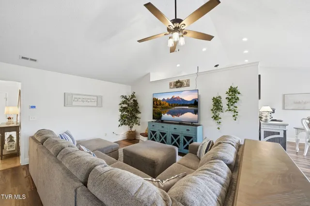 $299,900 | 54 Boone Hill Court, Unit 54, Johnson City, TN 37615