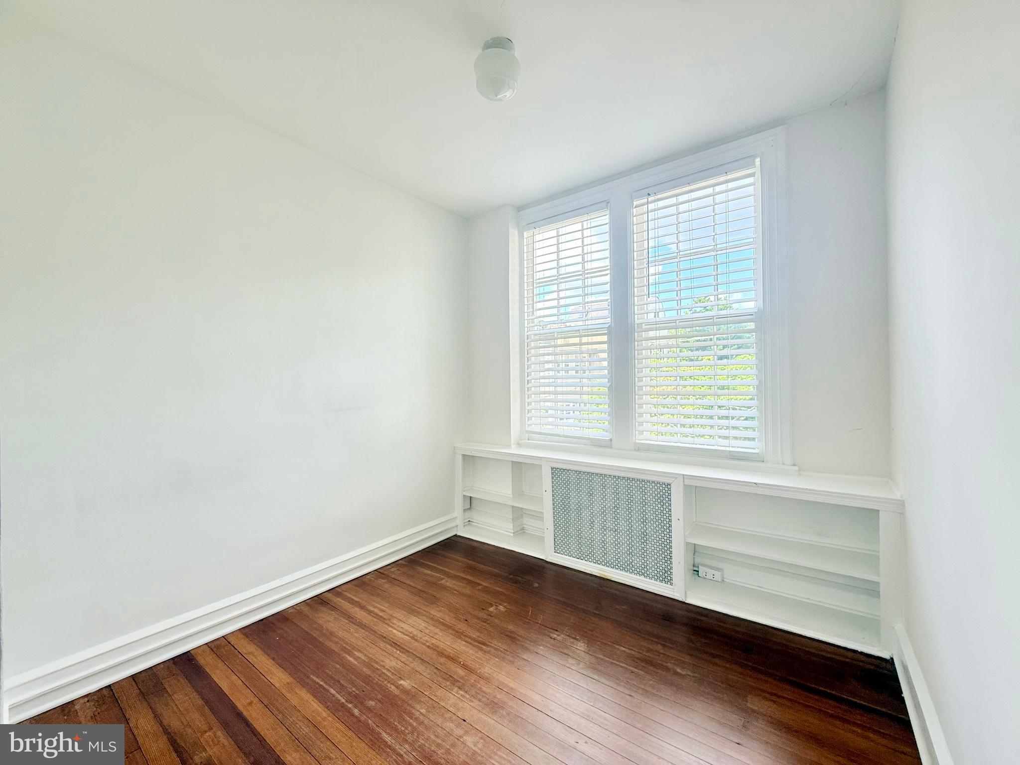 1908 37th Street Northwest Washington, DC 20007 - Photo 14 of 31 Gallery Image 14