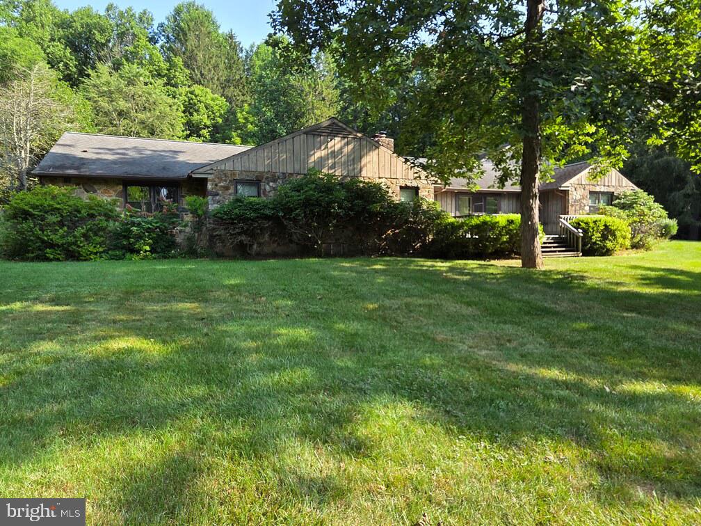 151 Indian Run Road Glenmoore, PA 19343 - Photo 4 of 20 Gallery Image 4