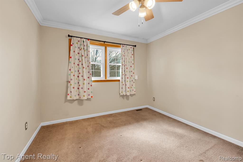 3302 Grant Road Rochester Hills, MI 48309 - Photo 19 of 40