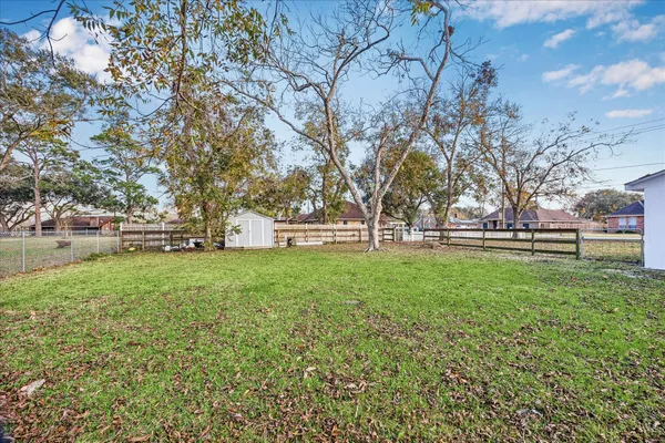 $345,000 | 11910 11th Street, Santa Fe, TX 77510
