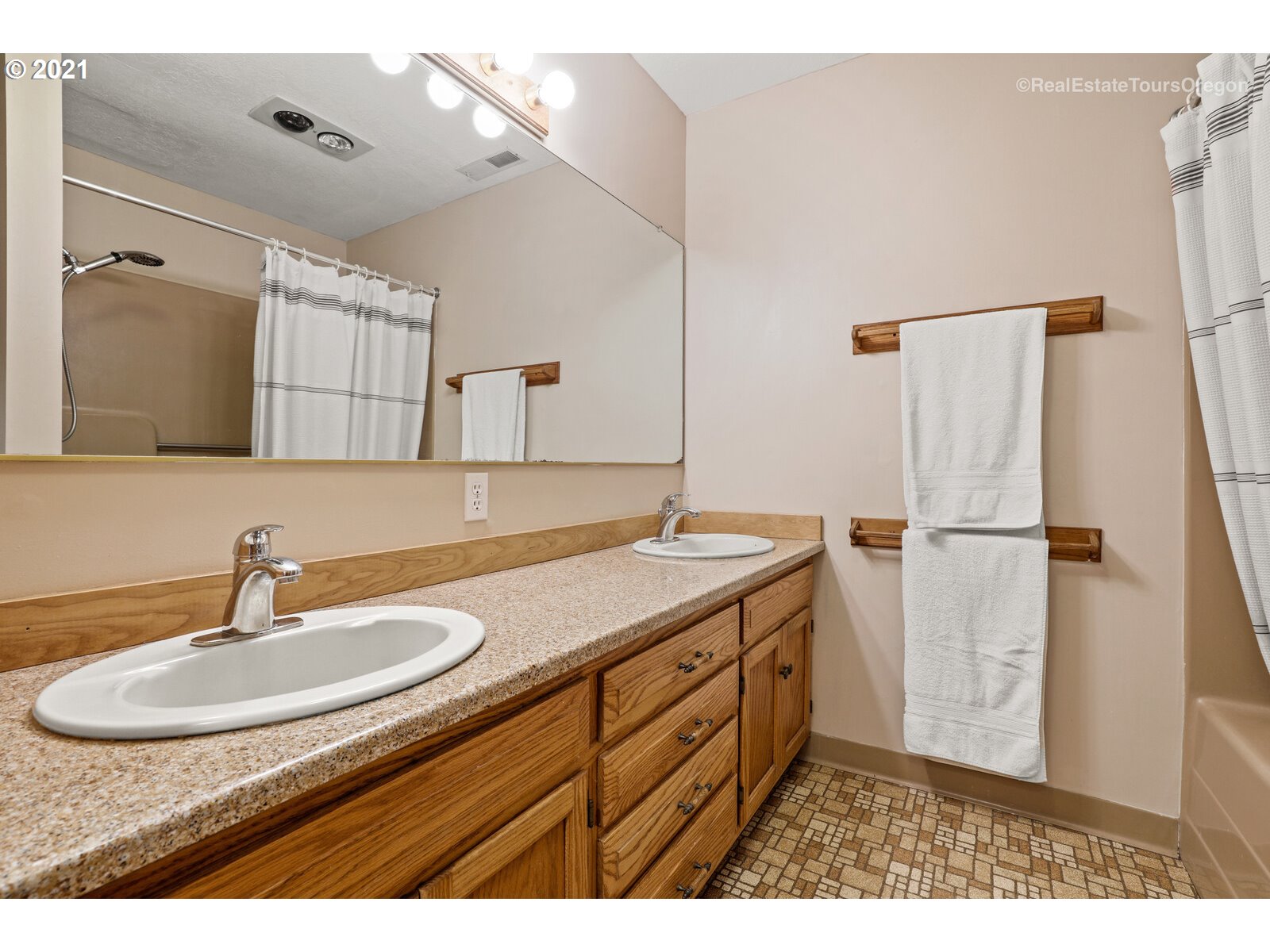 19248 South Fernwood Road Molalla, OR 97038 - Photo 21 of 32