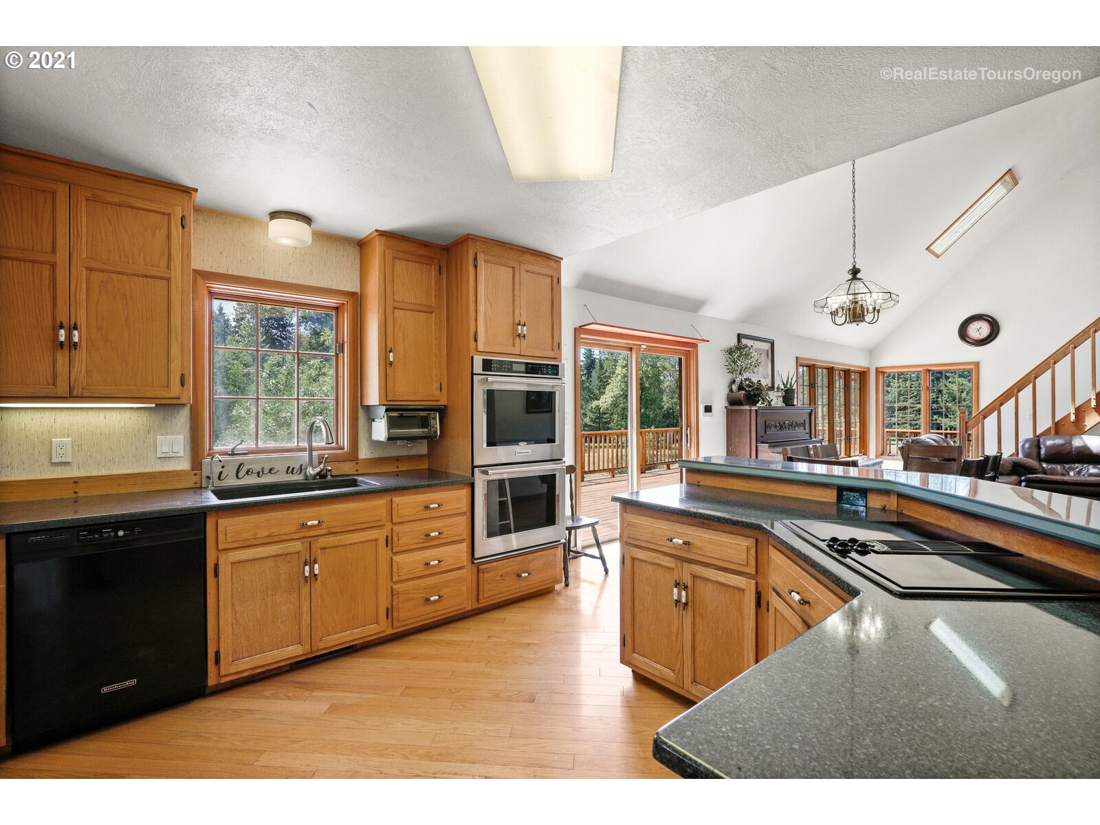 19248 South Fernwood Road Molalla, OR 97038 - Photo 5 of 32