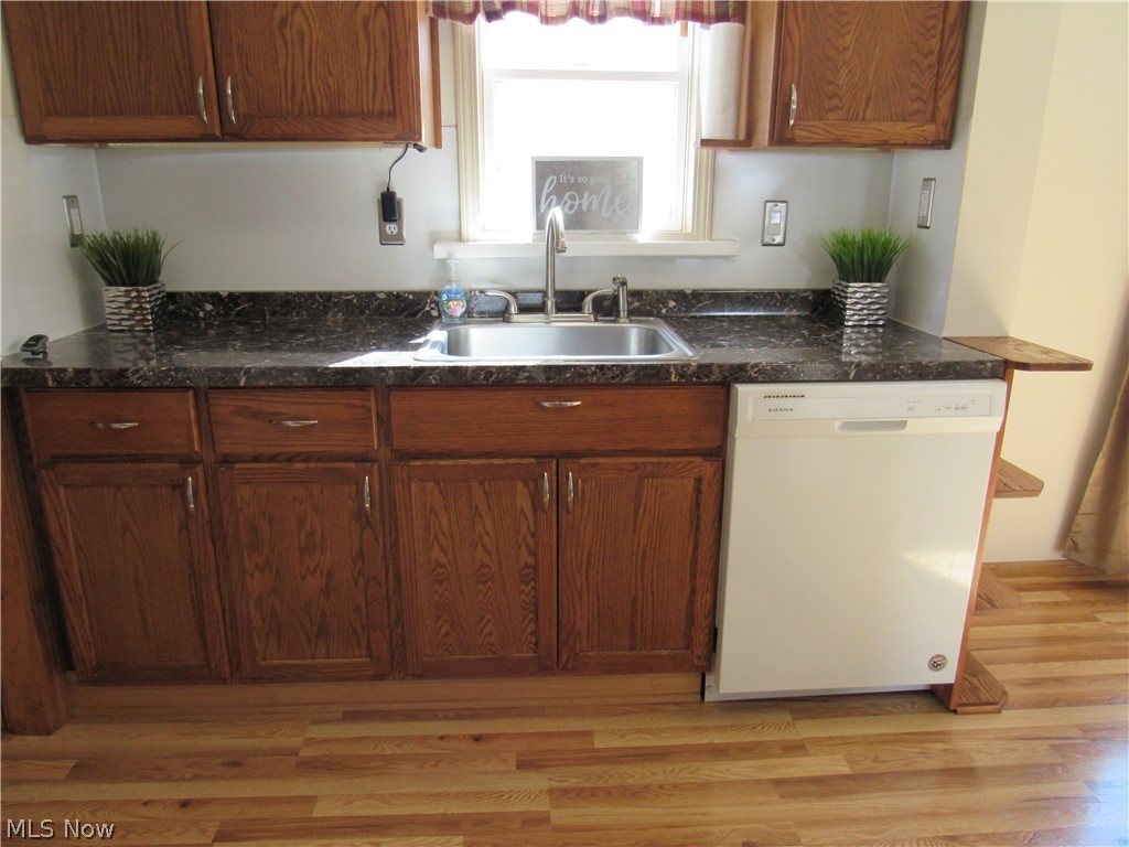 3247 Berea Road Cleveland, OH 44111 - Photo 11 of 35 Gallery Image 11