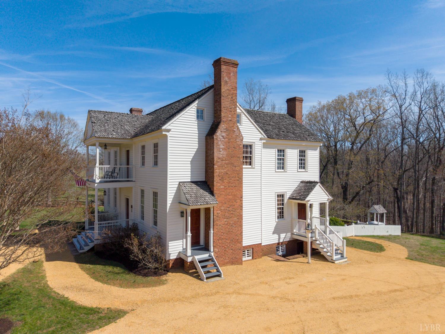 1651 Fox Hill Road Lynchburg, VA 24503 - Photo 5 of 87