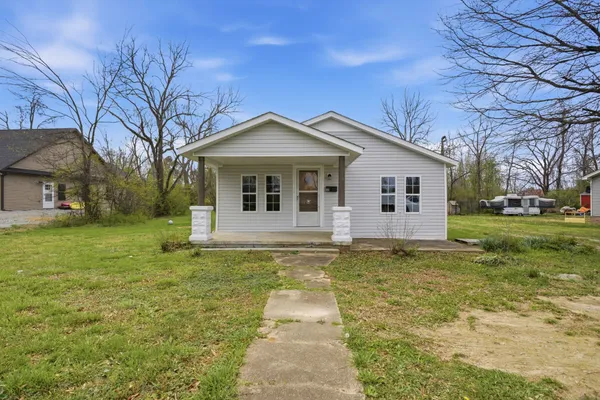 $150,000 | 310 Smith Avenue, Hohenwald, TN 38462