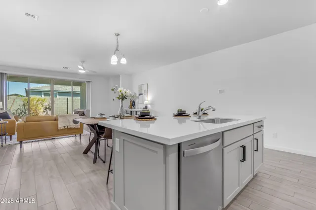 $2,850 | 11230 East Upton Avenue, Mesa, AZ 85212