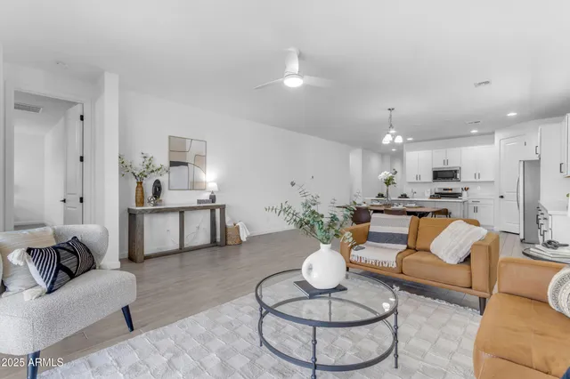 $2,850 | 11230 East Upton Avenue, Mesa, AZ 85212