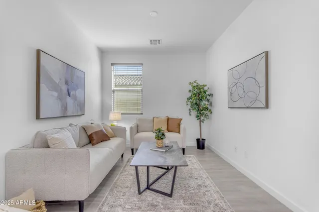 $2,850 | 11230 East Upton Avenue, Mesa, AZ 85212