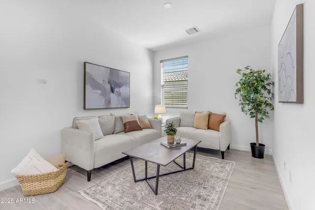 $2,850 | 11230 East Upton Avenue, Mesa, AZ 85212