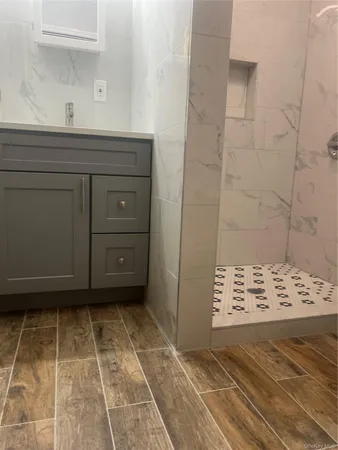 $5,200 | 90 Quaker Path, Stony Brook, NY 11790