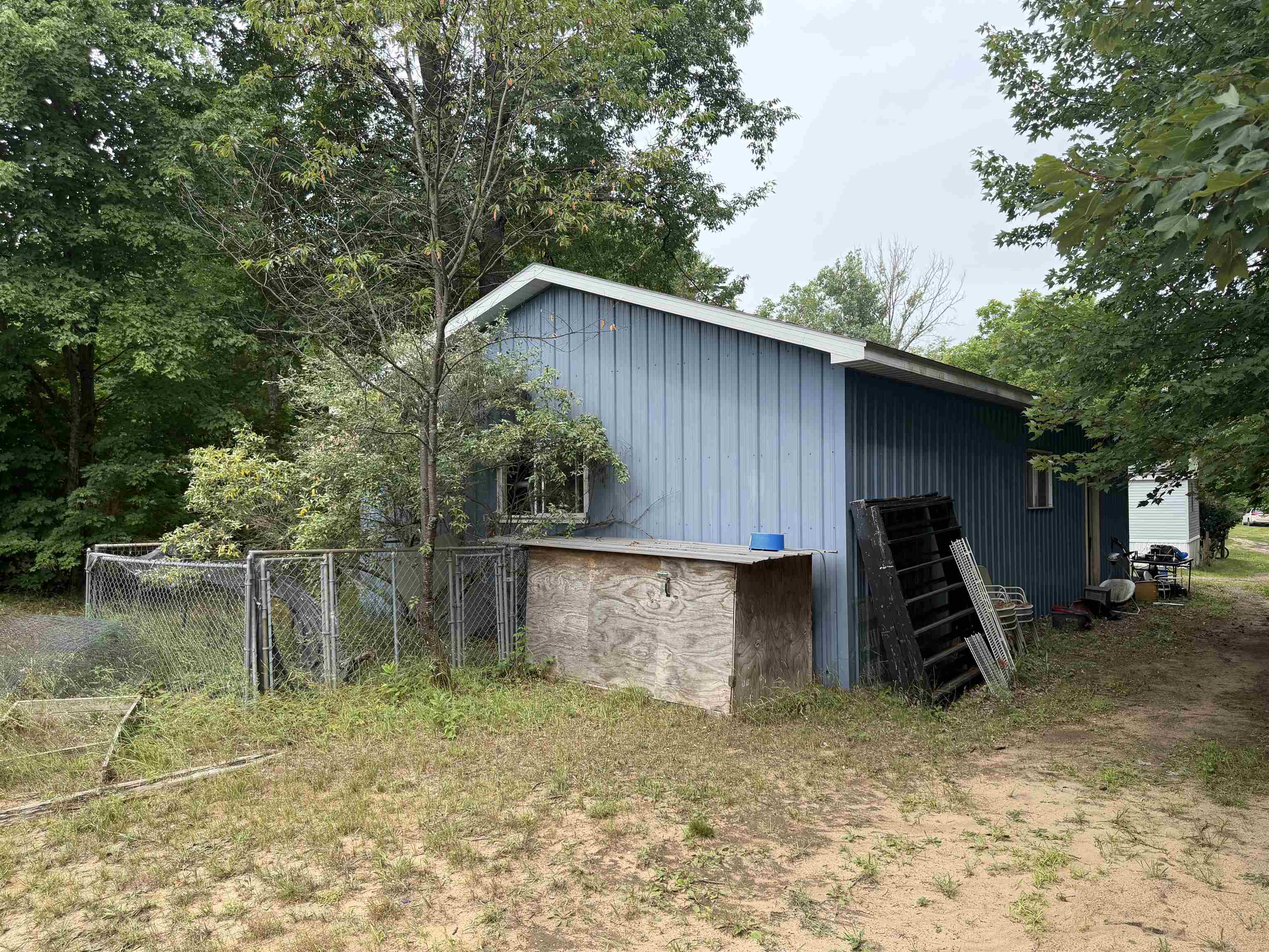 23567 Faylor Road Copemish, MI 49625 - Photo 9 of 34 1949000-dd2741e4-130c-4f1e-8c9d-f9f6b2080211.JPG