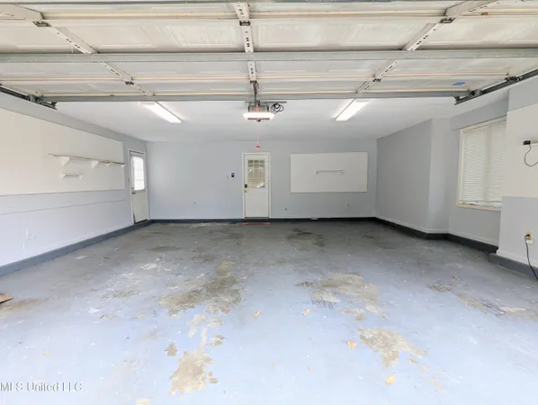 $3,400 | 237 Highway 51, Hernando, MS 38632