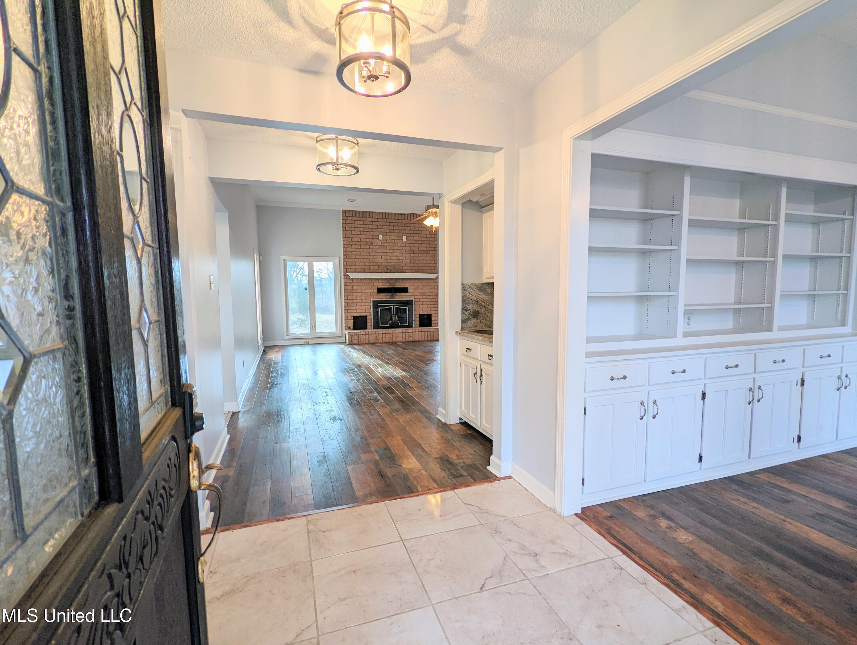 237 Highway 51 Hernando, MS 38632 - Photo 7 of 51 237 Hwy 51 S 15