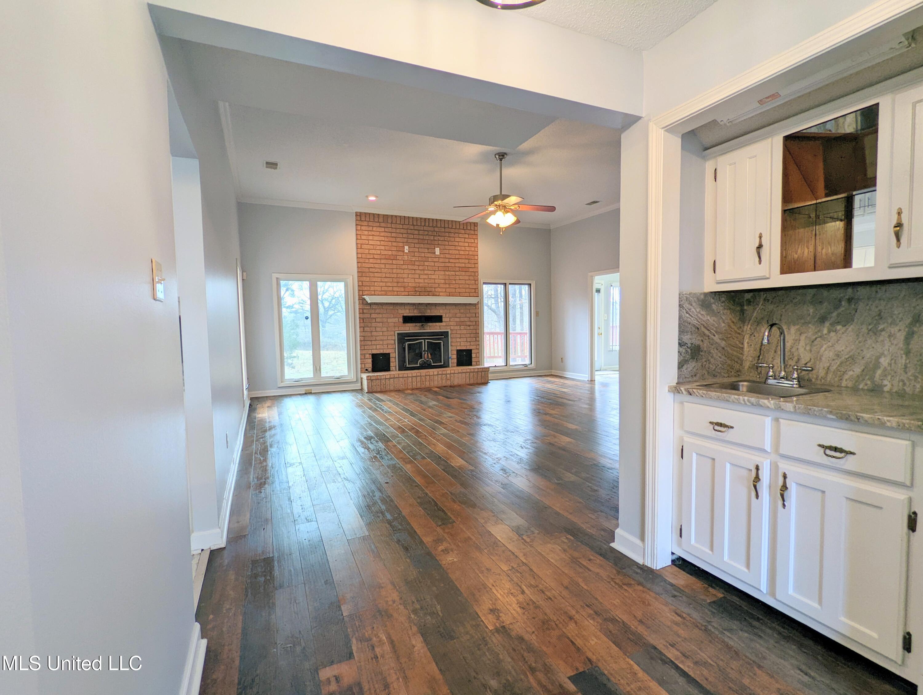 237 Highway 51 Hernando, MS 38632 - Photo 10 of 51 237 Hwy 51 S 19